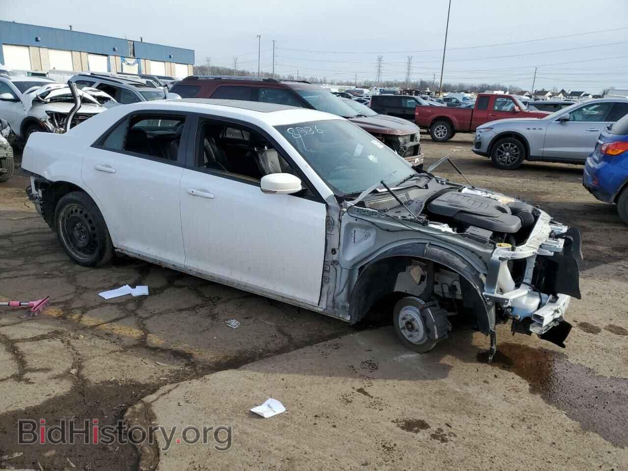 2017 CHRYSLER 300 - VIN: 2C3CCAGG4HH648336 - Фото 4