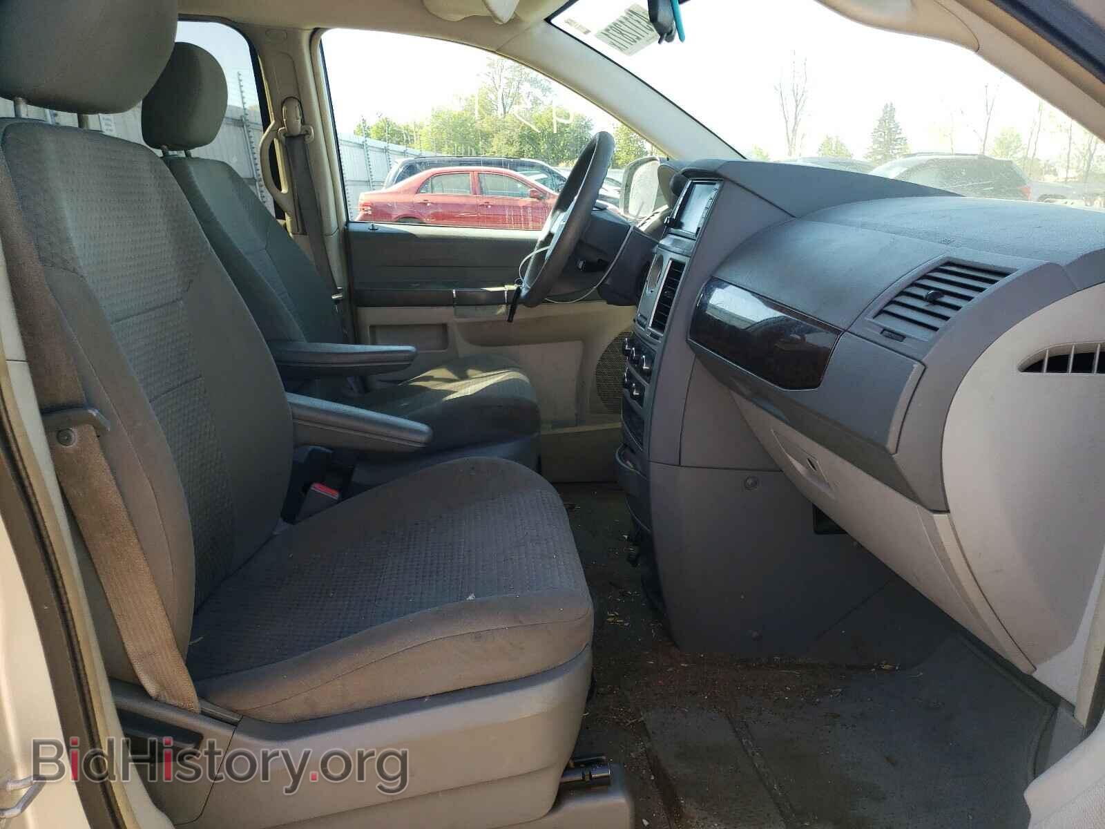 2010 CHRYSLER MINIVAN - VIN: 2A4RR4DE5AR143084 - Photo 5