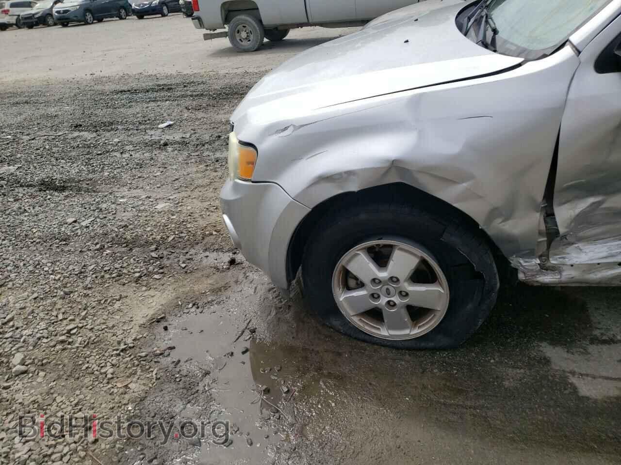 2010 FORD ESCAPE - VIN: 1FMCU0D70AKD37052 - Фото 10