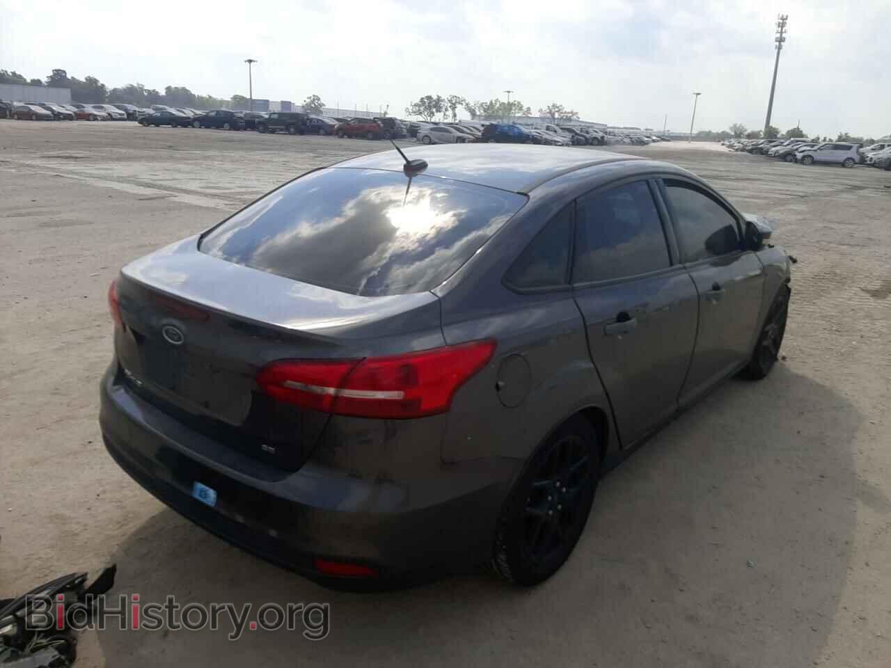 2016 FORD FOCUS - VIN: 1FADP3F2XGL240761 - Фото 3