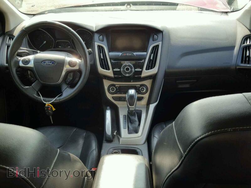 2012 Ford FOCUS (VIN 1FAHP3M26CL327717) — photo 9 of 10
