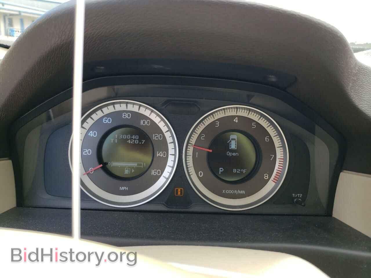 2012 VOLVO XC70 - VIN: YV4952BL8C1132561 - Фото 9
