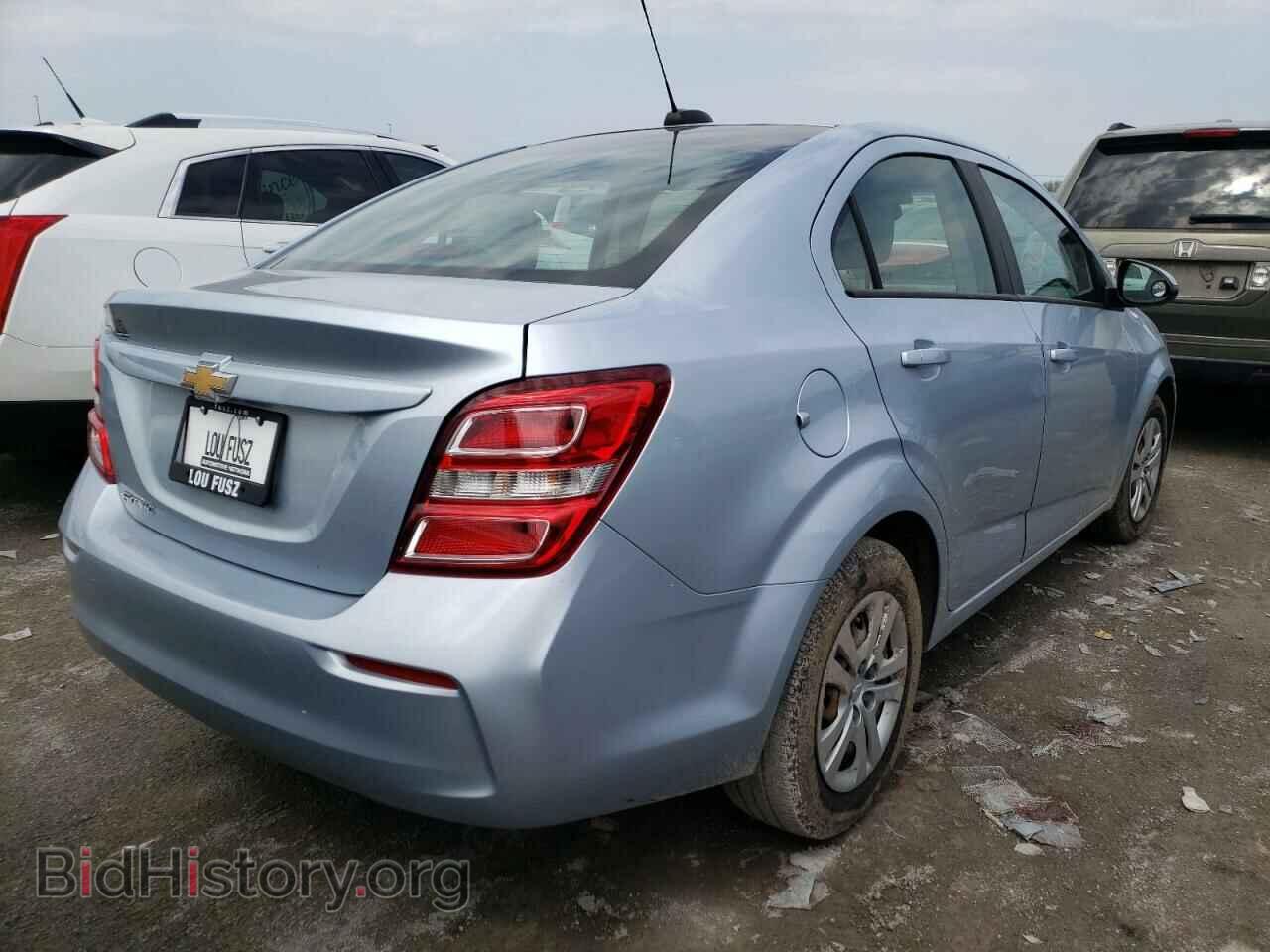 2017 CHEVROLET SONIC - VIN: 1G1JB5SH5H4137611 - Фото 4