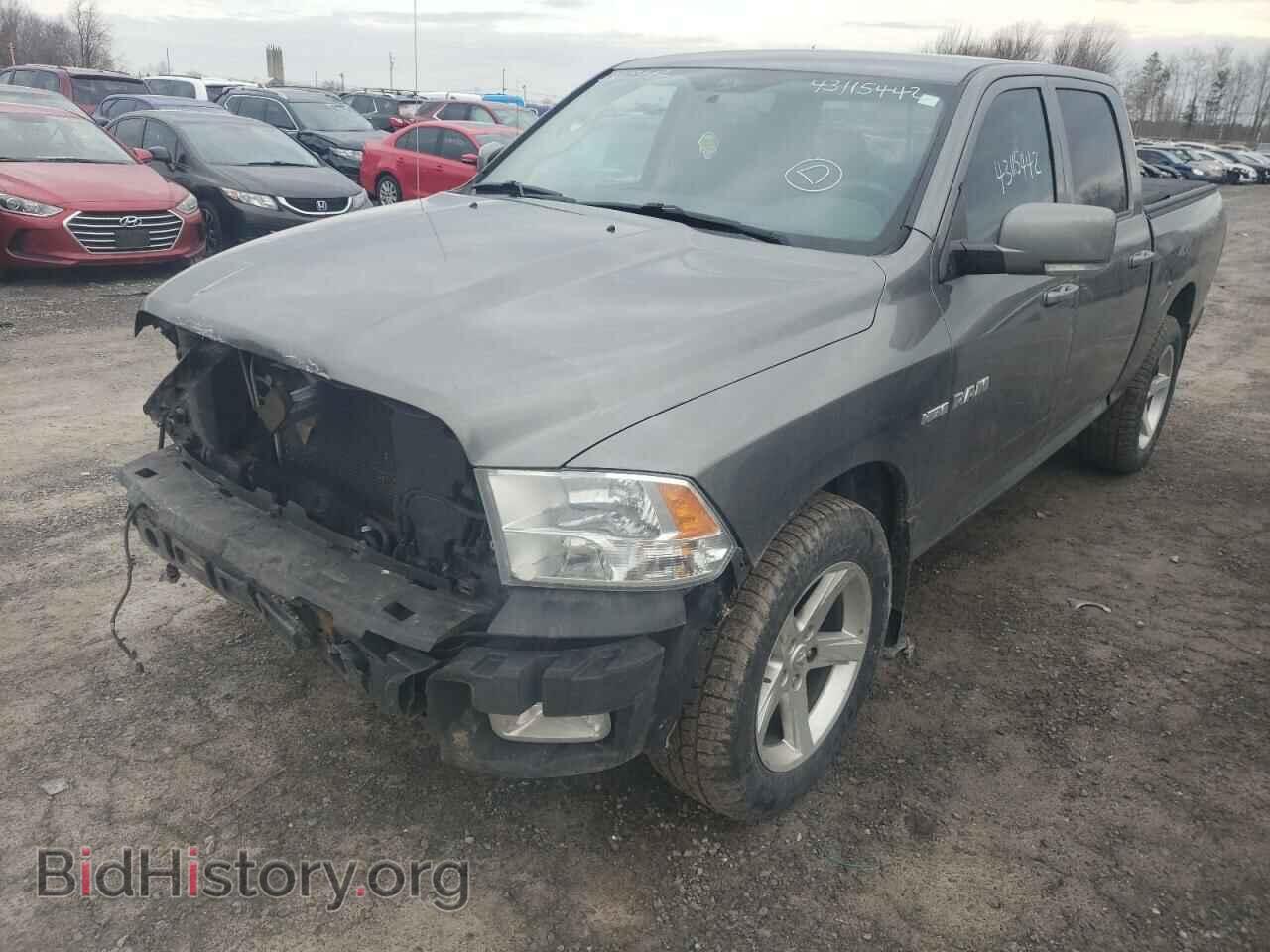 2010 DODGE RAM 1500 - VIN: 1D7RV1CT5AS149732 - Фото 2