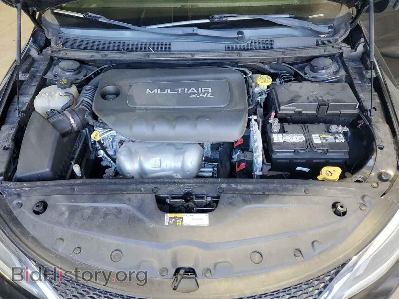 2015 CHRYSLER 200 - VIN: 1C3CCCAB1FN742896 - Фото 11