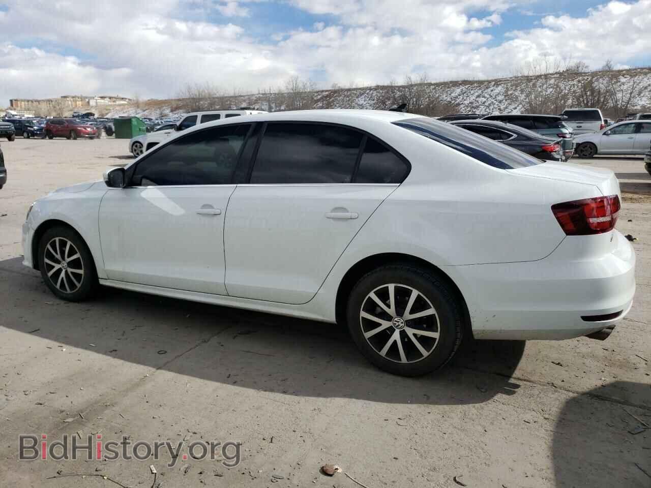 2017 VOLKSWAGEN JETTA - VIN: 3VWDB7AJ4HM222252 - Фото 2