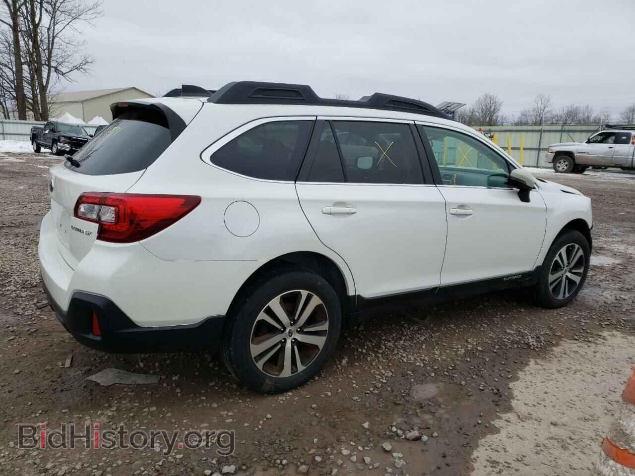 2018 SUBARU OUTBACK - VIN: 4S4BSANC2J3349880 - Фото 3