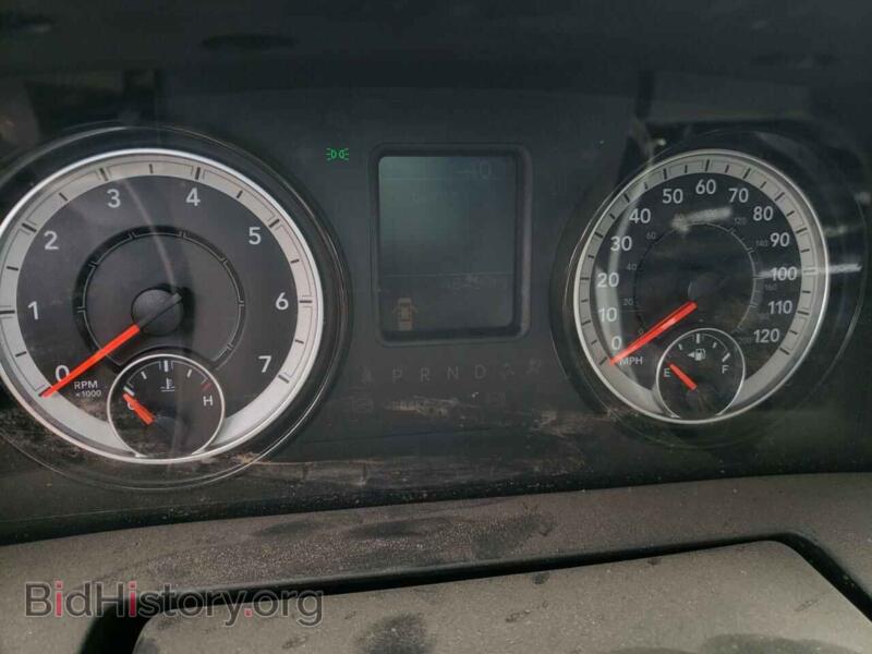 2018 RAM 1500 (VIN 1C6RR6FG0JS340167) — photo 9 of 12