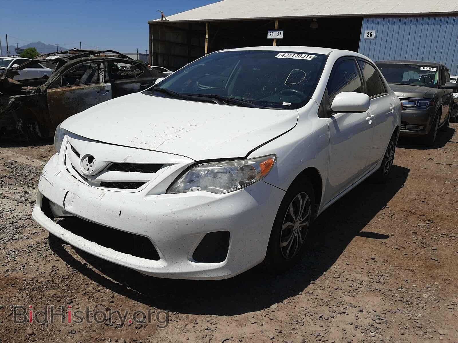 2011 TOYOTA COROLLA - VIN: JTDBU4EE2BJ108092 - Фото 2