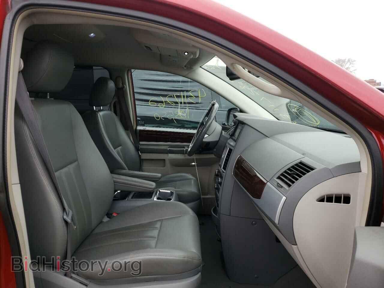 2009 CHRYSLER MINIVAN - VIN: 2A8HR54139R630017 - Фото 5
