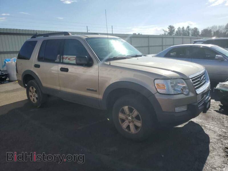 2006 Ford EXPLORER (VIN 1FMEU73E06UA37072) — photo 4 of 12