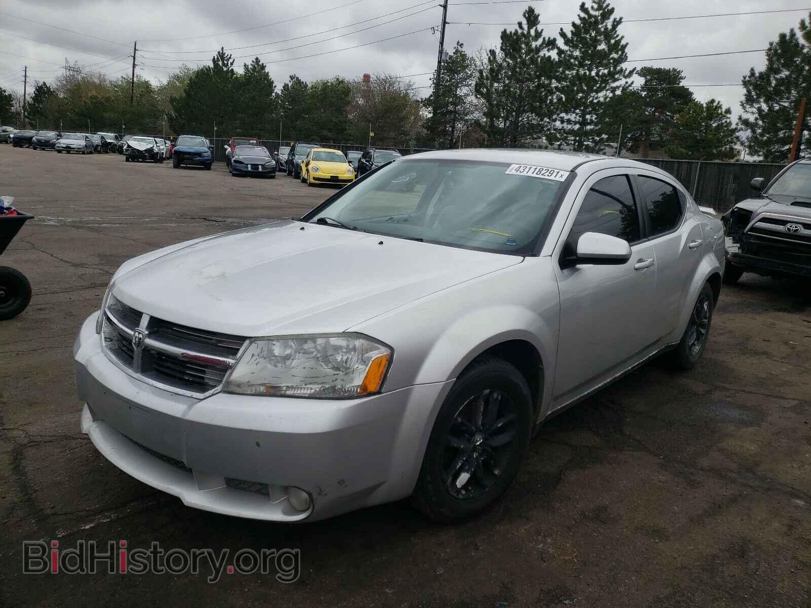 2010 DODGE AVENGER - VIN: 1B3CC5FB4AN134669 - Photo 2