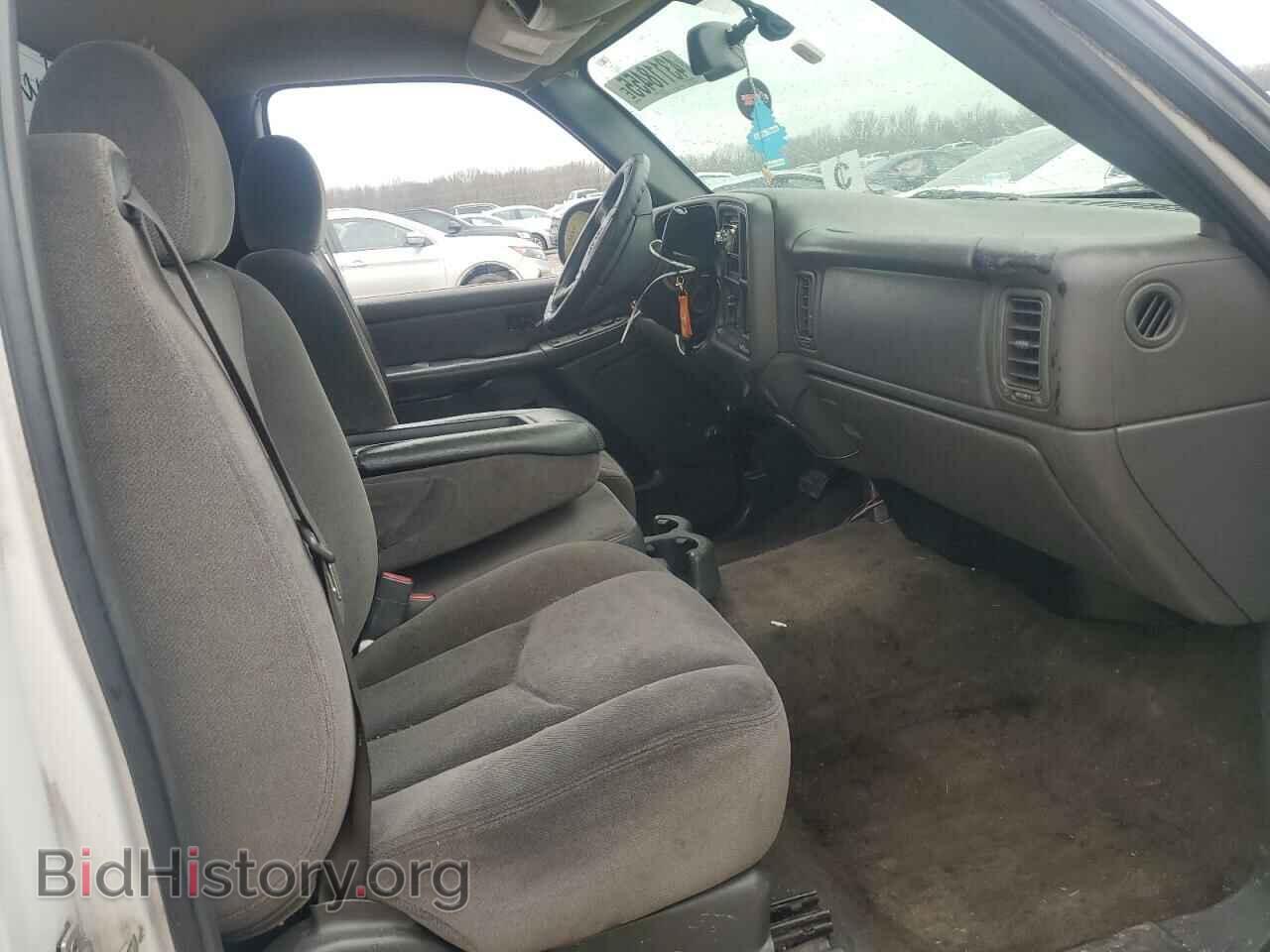 2005 GMC SIERRA - VIN: 1GTEC14V75Z250573 - Фото 10
