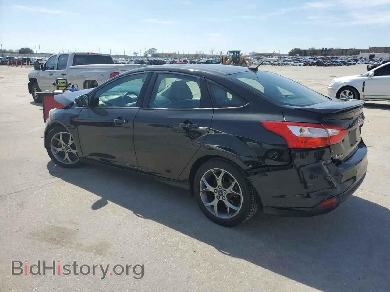 2014 FORD FOCUS - VIN: 1FADP3F28EL451924 - Photo 2