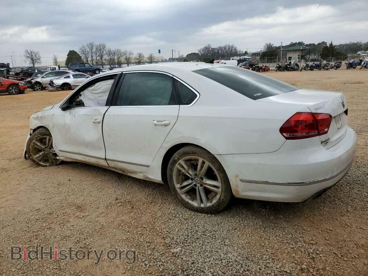 2015 VOLKSWAGEN PASSAT - VIN: 1VWCS7A39FC072697 - Фото 2