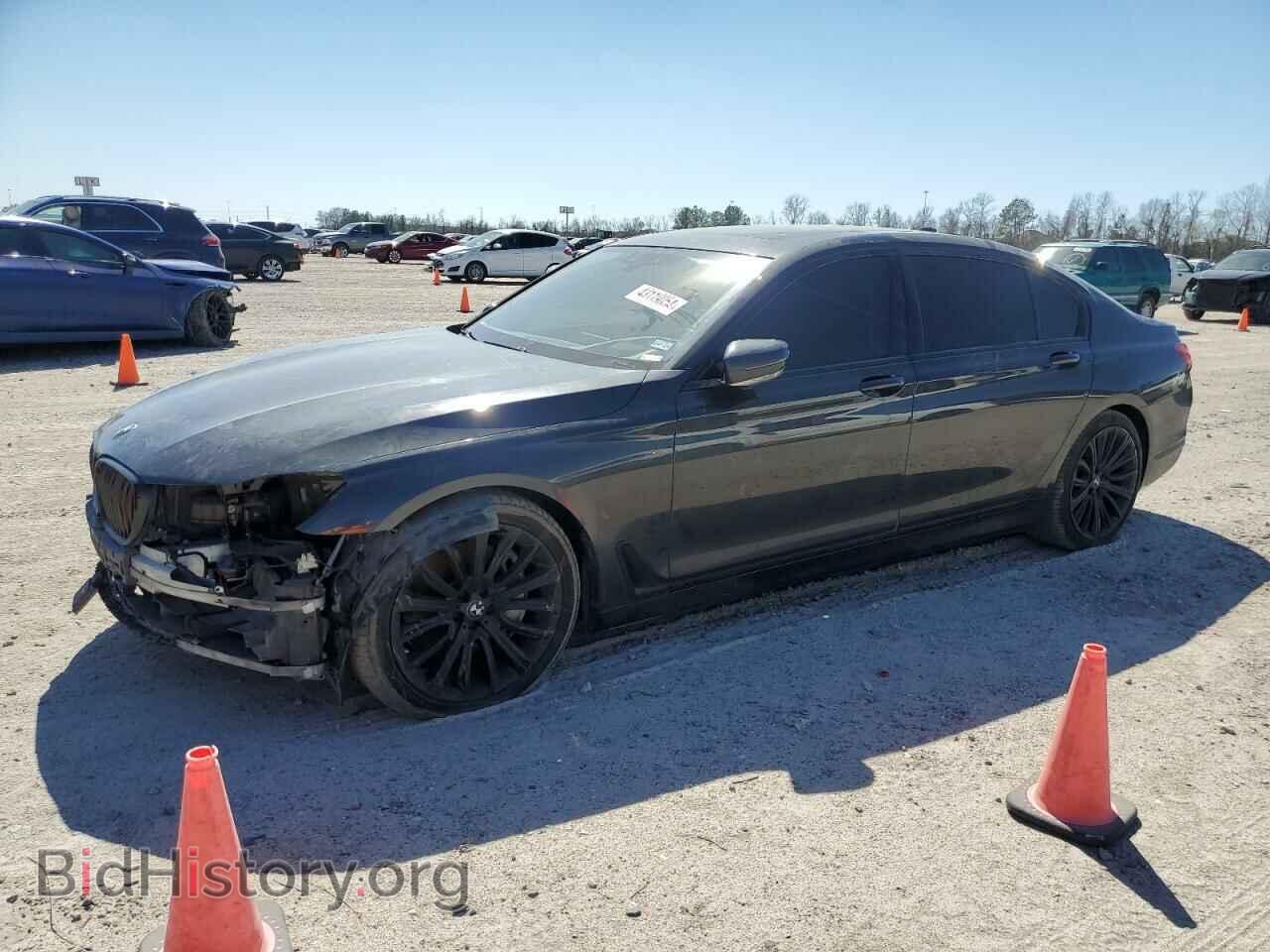 Фотография WBA7F0C56GGM20820 - BMW 7 SERIES 2016