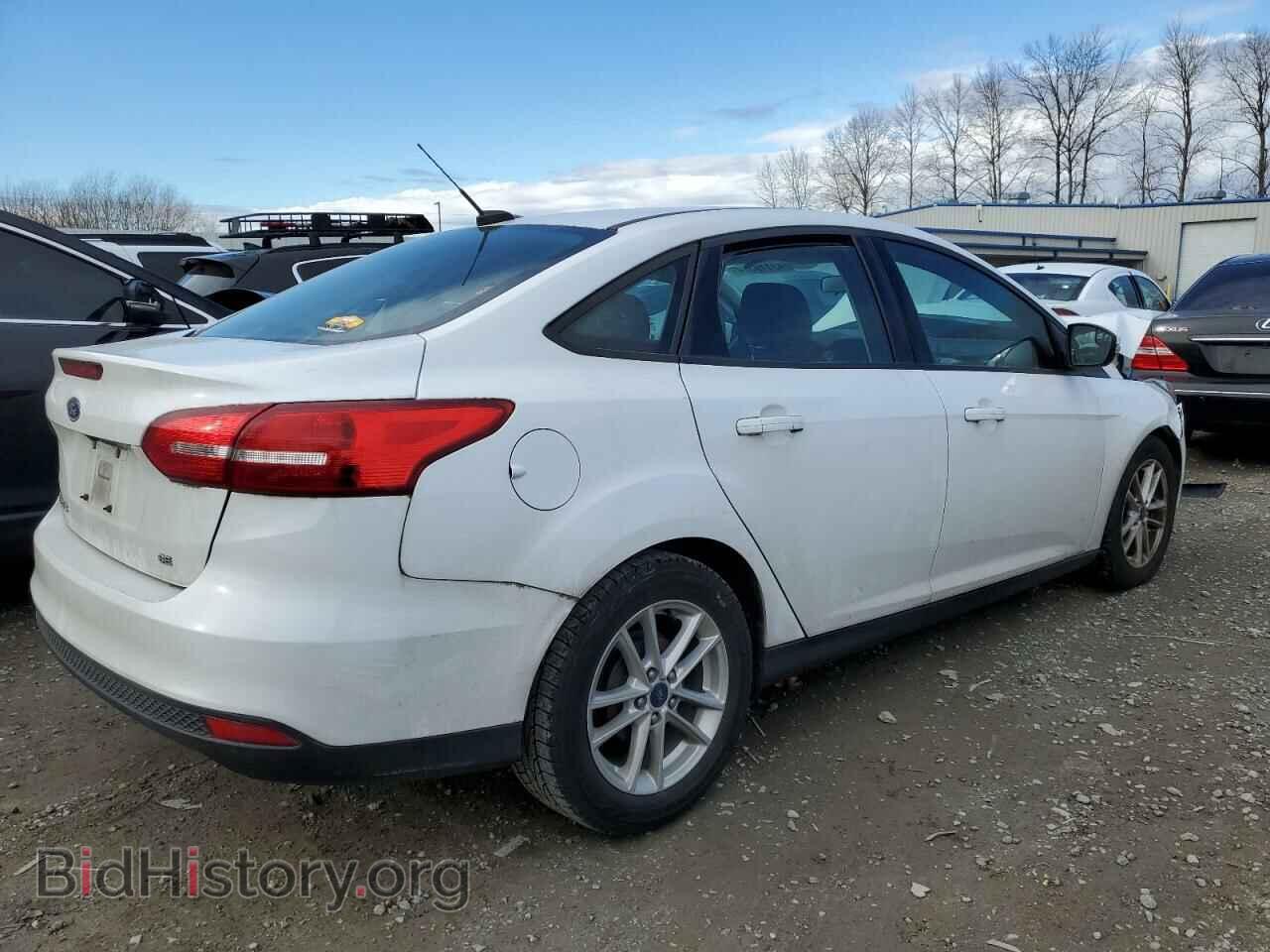 2017 FORD FOCUS - VIN: 1FADP3F29HL211608 - Фото 3