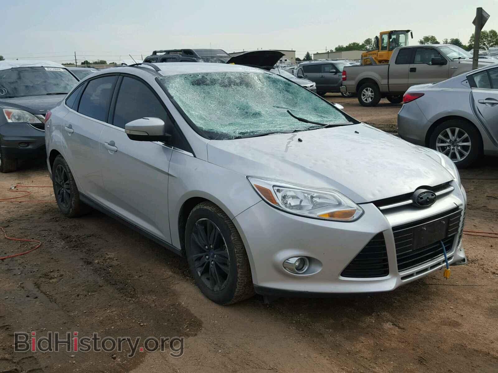 Photo 1FAHP3H21CL376124 - FORD FOCUS 2012