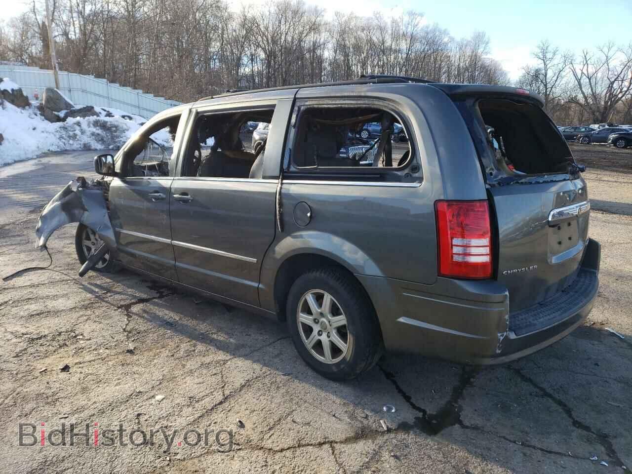 2010 CHRYSLER MINIVAN - VIN: 2A4RR5D11AR217538 - Photo 2