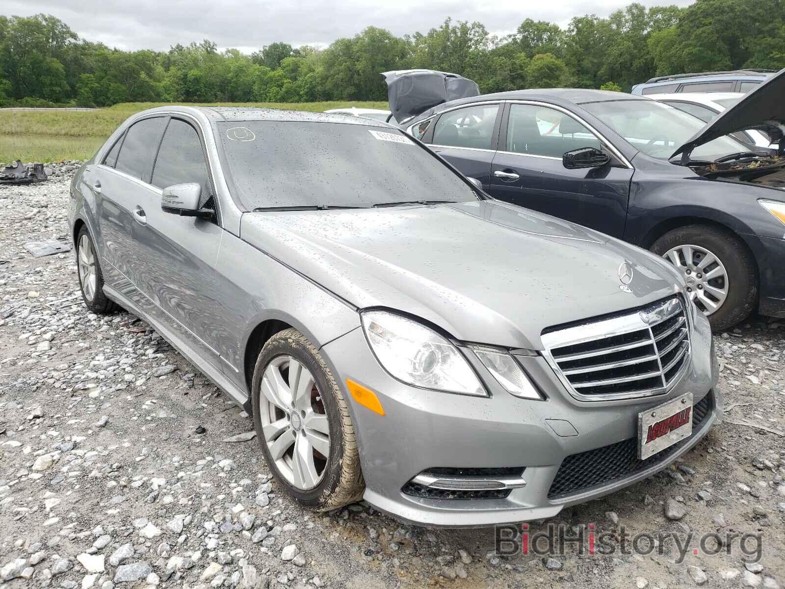 Photo WDDHF8JB4DA753908 - MERCEDES-BENZ E CLASS 2013