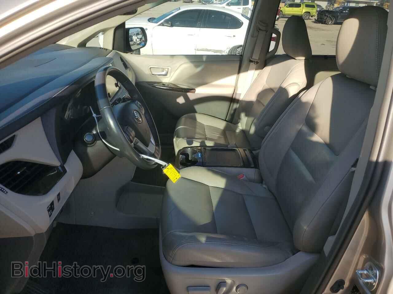 2017 TOYOTA All Models - VIN: 5TDYZ3DCXHS772755 - Фото 7