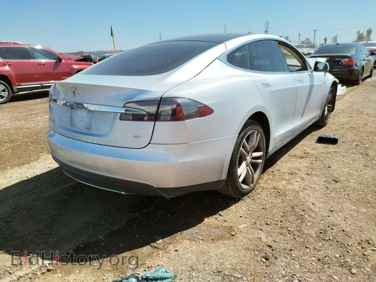 2013 TESLA MODEL S - VIN: 5YJSA1AG3DFP12940 - Фото 4