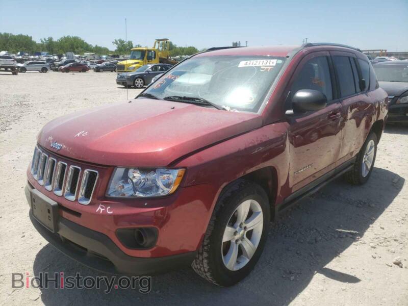2011 Jeep COMPASS (VIN 1J4NF1FB0BD193663) — photo 2 of 10