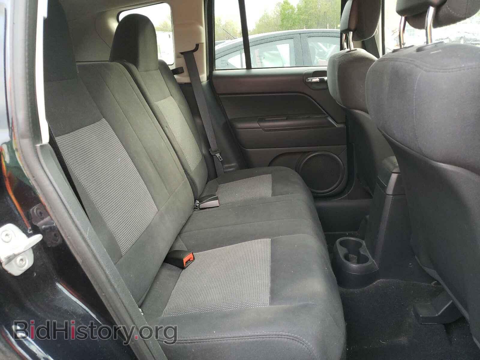 2011 JEEP COMPASS - VIN: 1J4NF1FB8BD212394 - Photo 6