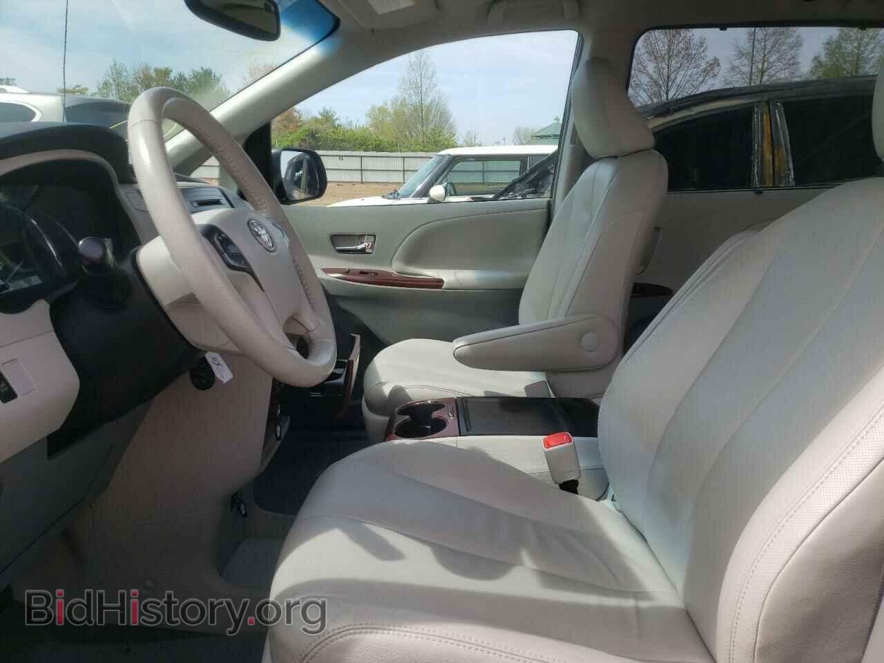 2013 TOYOTA SIENNA - VIN: 5TDYK3DC8DS368741 - Фото 5