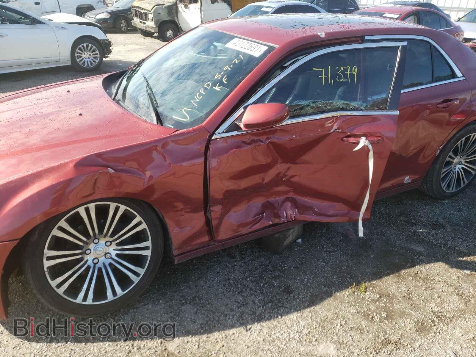 2013 CHRYSLER 300 - VIN: 2C3CCABGXDH551109 - Фото 9
