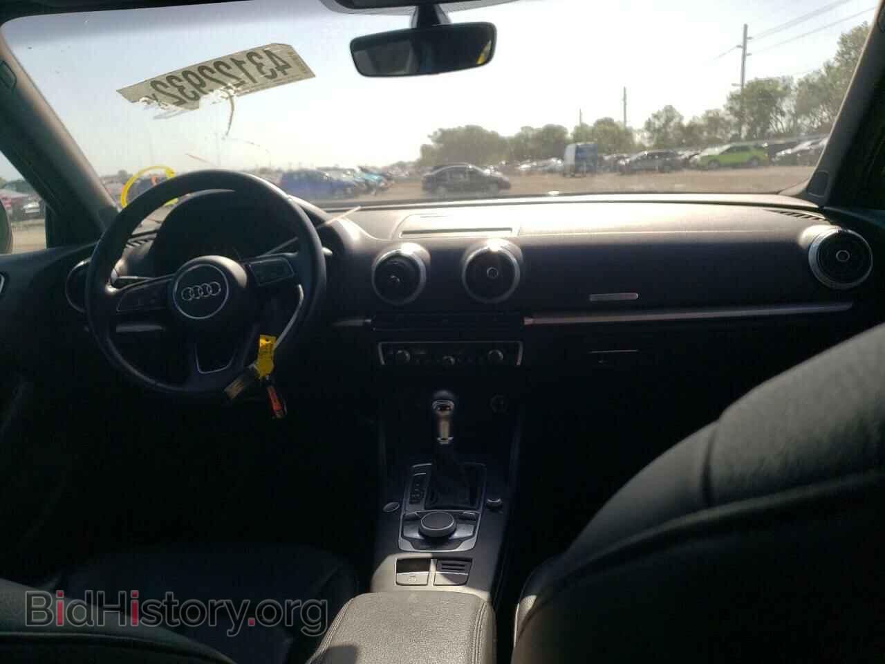 2017 AUDI A3 - VIN: WAUAUGFF6H1044553 - Фото 9