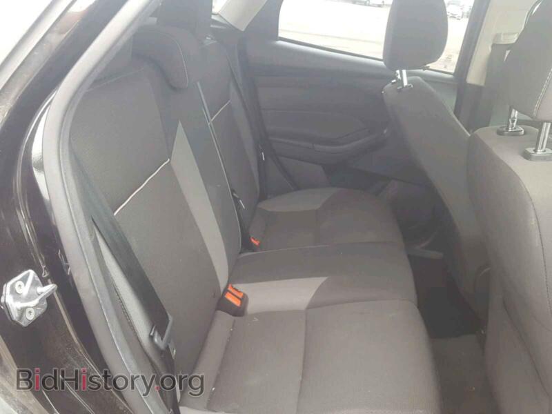 2012 Ford FOCUS (VIN 1FAHP3K20CL447323) — photo 6 of 10