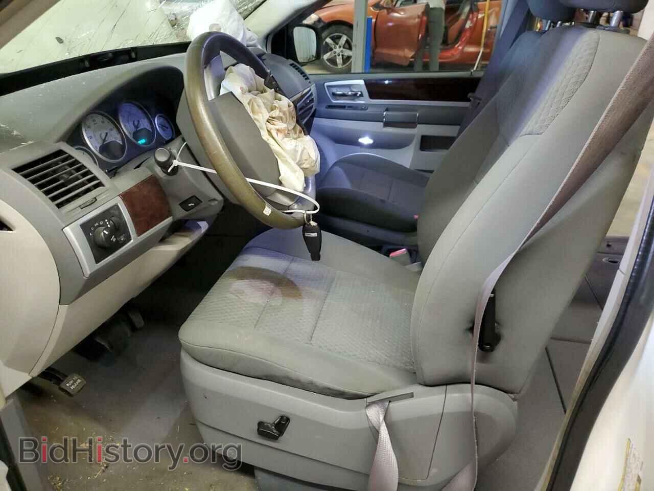 2010 CHRYSLER MINIVAN - VIN: 2A4RR5D13AR222000 - Фото 7