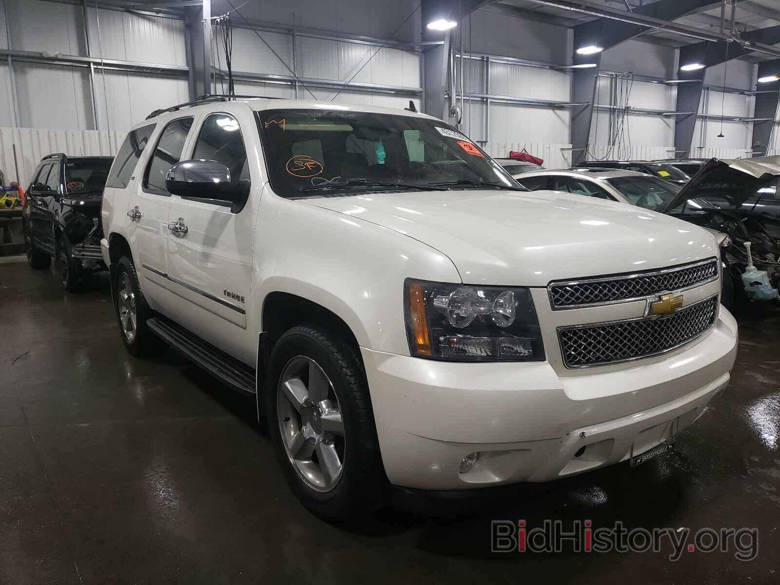 Фотография 1GNSKCE04BR277690 - CHEVROLET TAHOE 2011