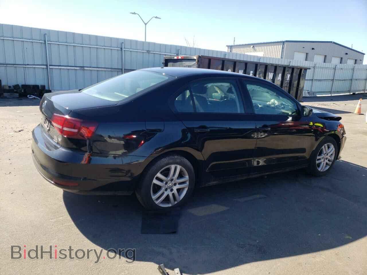 2018 VOLKSWAGEN JETTA - VIN: 3VW2B7AJ7JM218287 - Фото 3