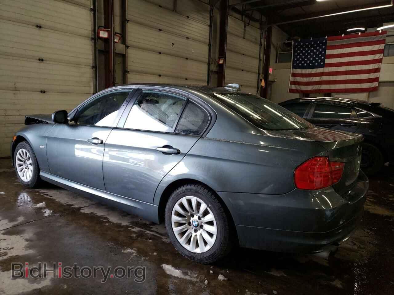 2009 BMW 3 SERIES - VIN: WBAPH53519A448859 - Фото 2