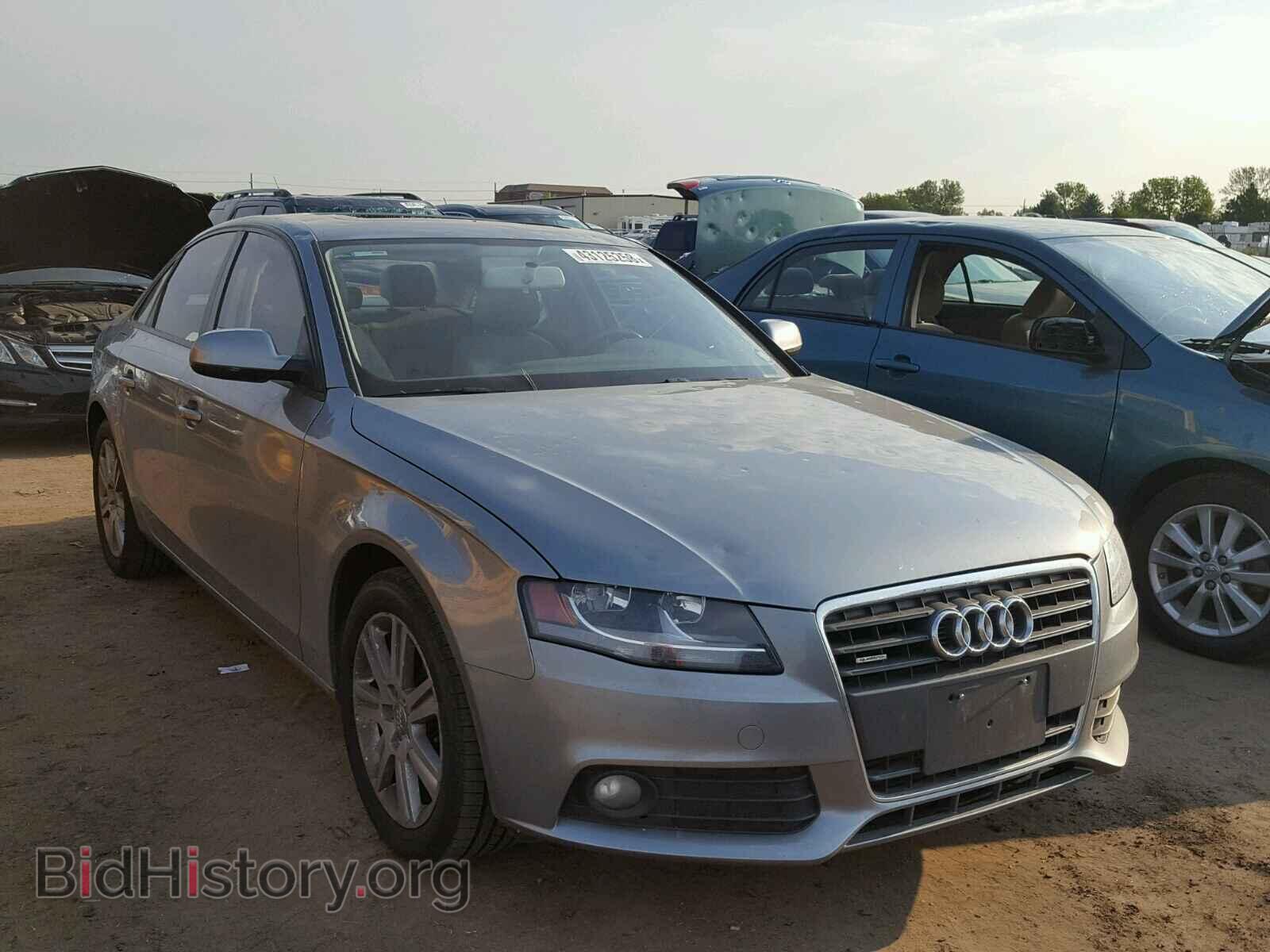 Фотография WAUBFAFL1BN042985 - AUDI A4 2011