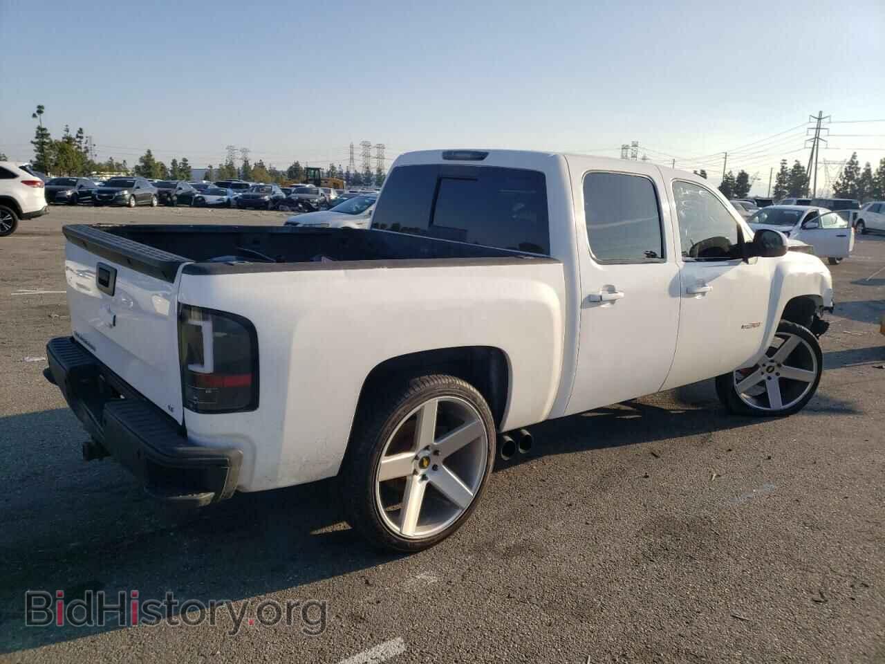 2007 CHEVROLET ALL Models - VIN: 2GCFC13Y571551807 - Фото 3