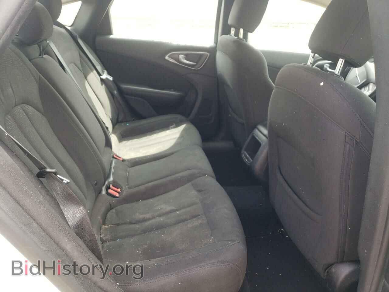 2016 CHRYSLER 200 - VIN: 1C3CCCAB3GN131995 - Фото 6