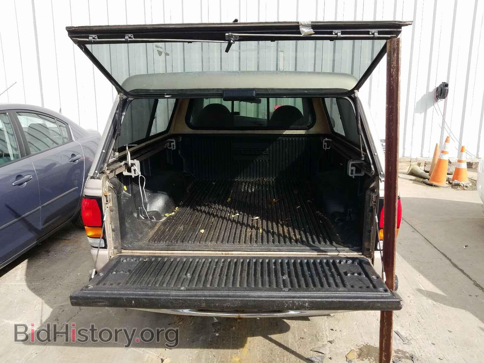 1998 MAZDA B2500 - VIN: 4F4YR12C5WTM16999 - Фото 6
