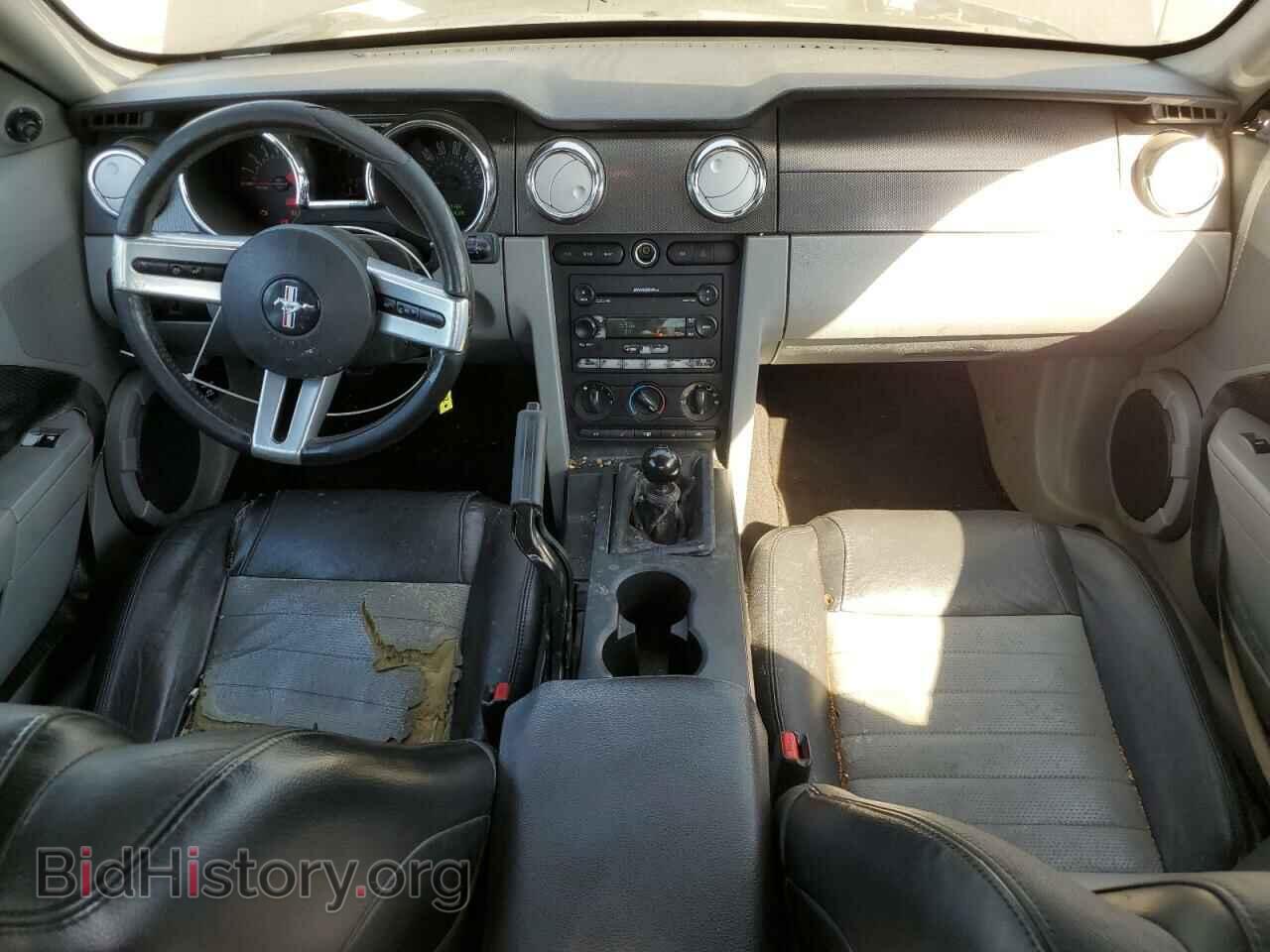 2007 FORD MUSTANG - VIN: 1ZVHT82H875206575 - Фото 8