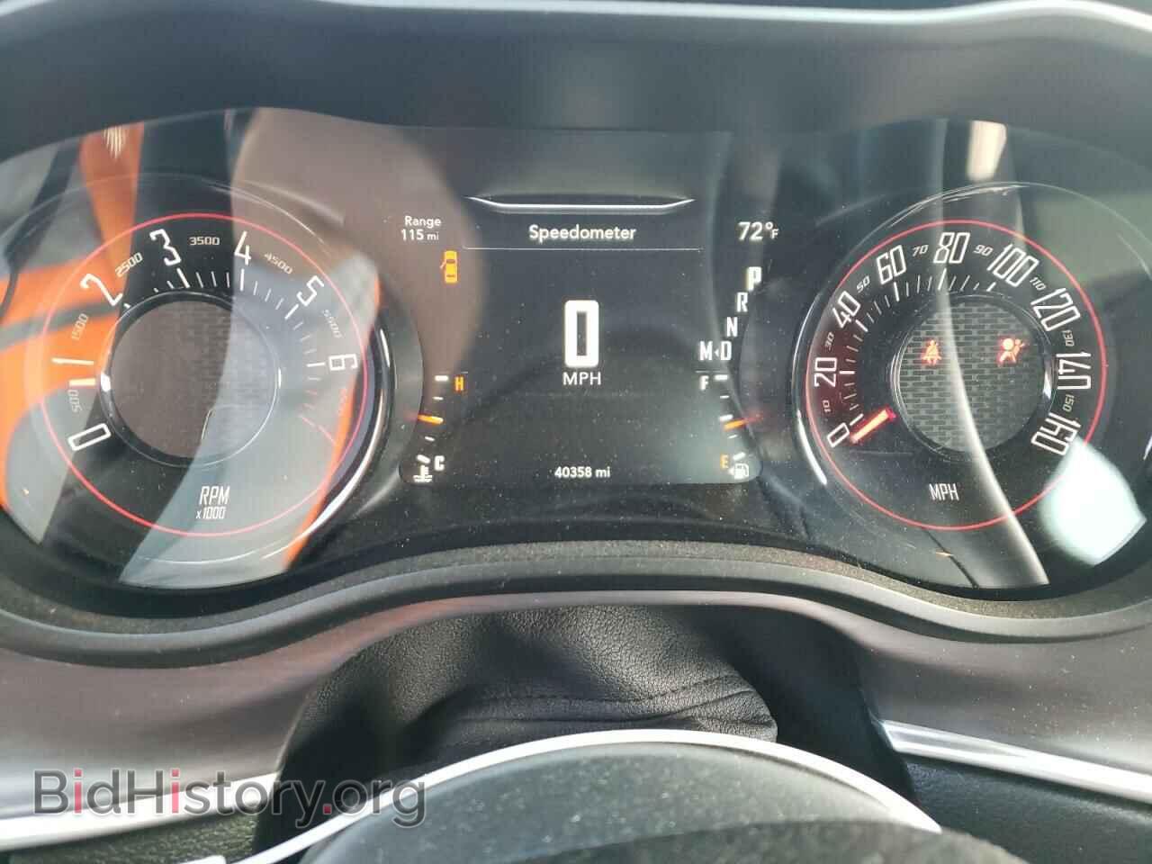 2017 DODGE CHALLENGER - VIN: 2C3CDZAG4HH554428 - Photo 8