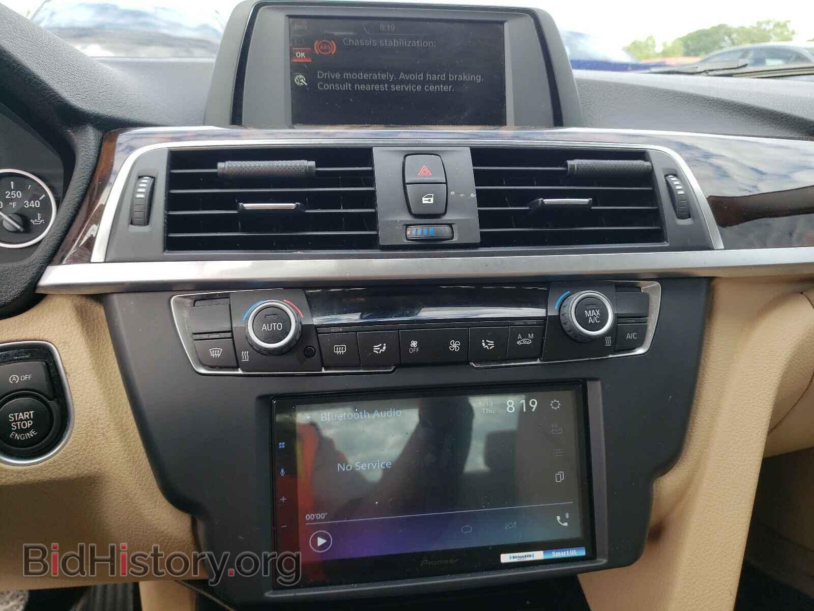 2016 BMW 3 SERIES - VIN: WBA8E1G55GNT99719 - Фото 9