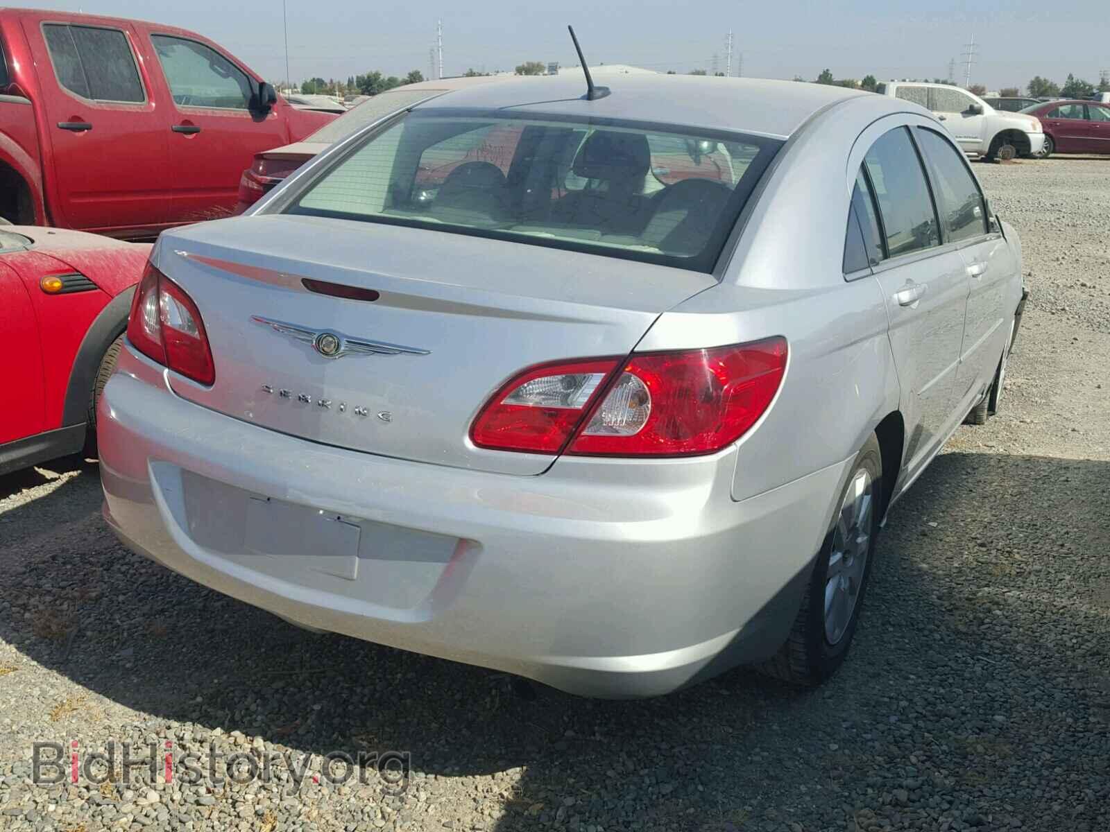 2008 CHRYSLER SEBRING - VIN: 1C3LC46JX8N211639 - Фото 4