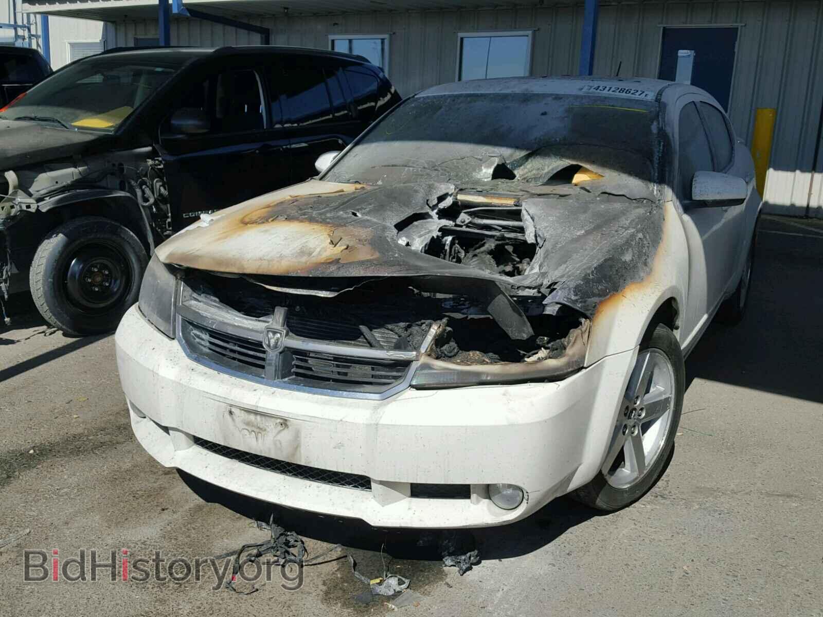 2008 DODGE AVENGER - VIN: 1B3LC76M38N256897 - Фото 2