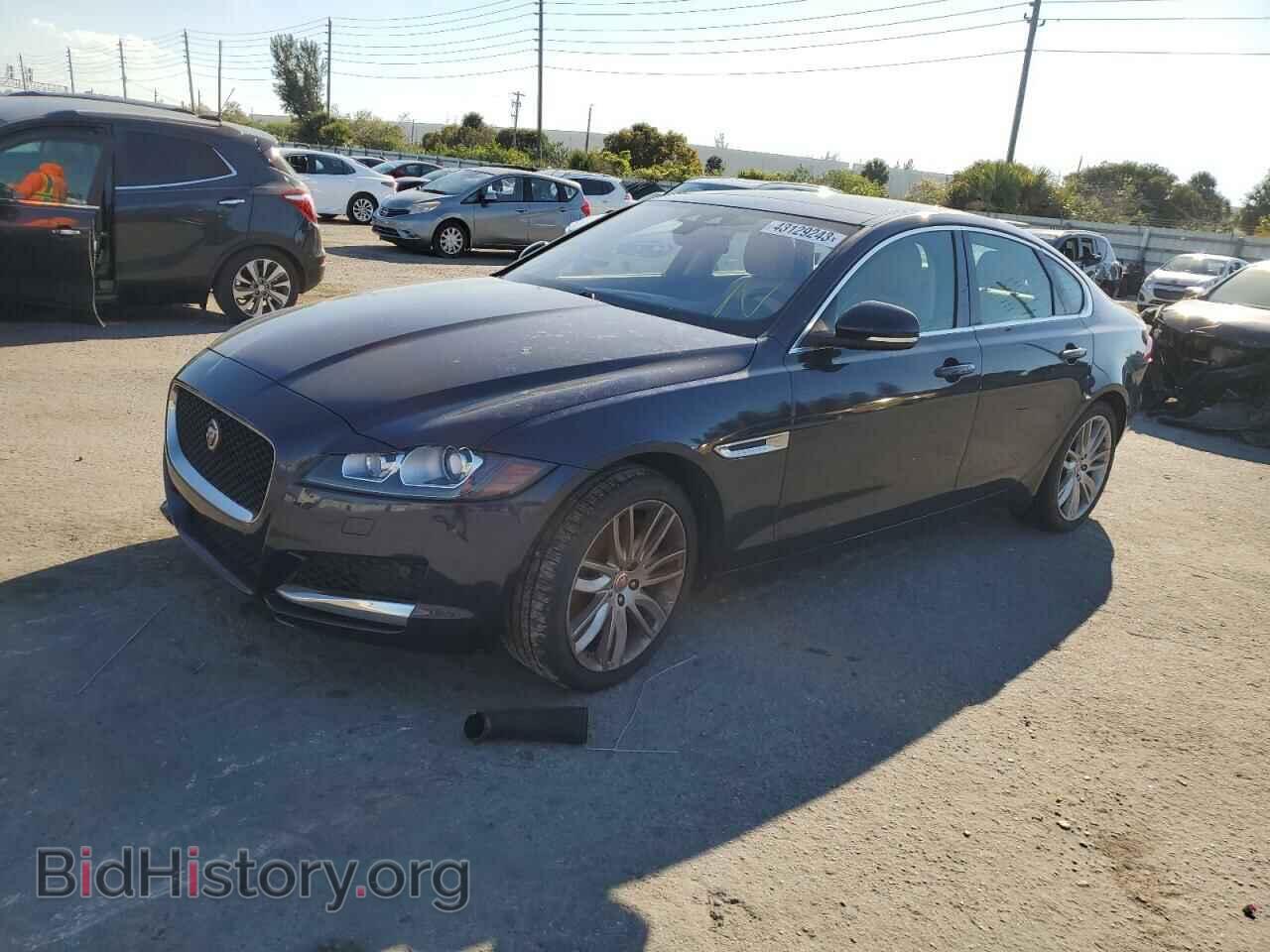 Photo SAJBE4BVXHCY27493 - JAGUAR XF 2017