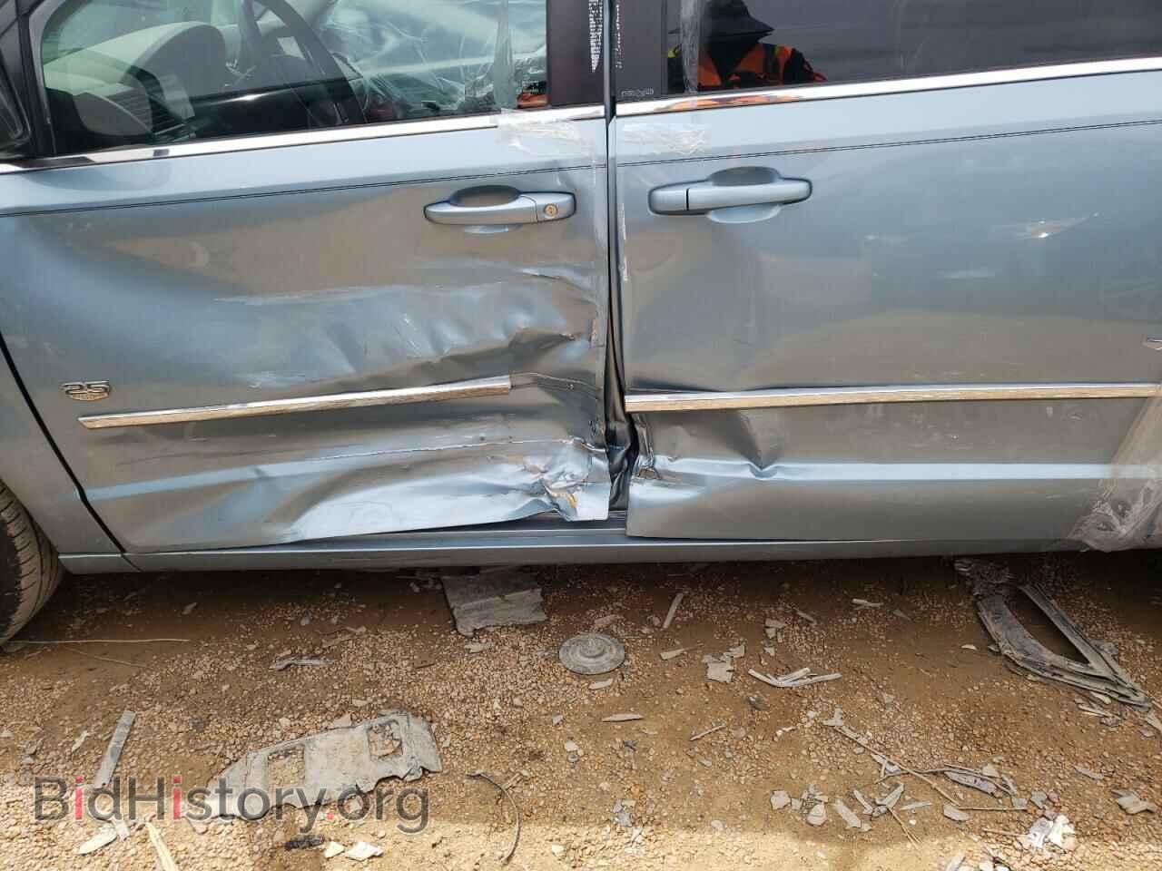 2009 CHRYSLER MINIVAN - VIN: 2A8HR54X39R648943 - Фото 9