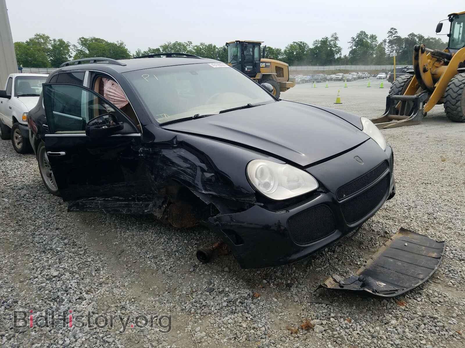 Photo WP1AC29P96LA90701 - PORSCHE CAYENNE 2006