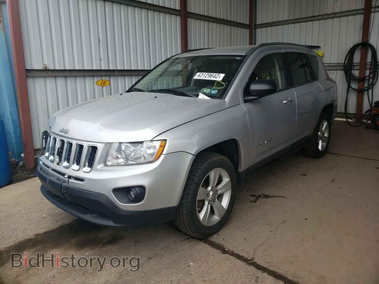 2011 JEEP COMPASS - VIN: 1J4NF1FB9BD257943 - Фото 2