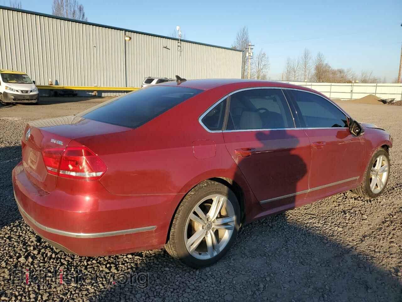 2015 VOLKSWAGEN PASSAT - VIN: 1VWCV7A31FC019404 - Фото 3